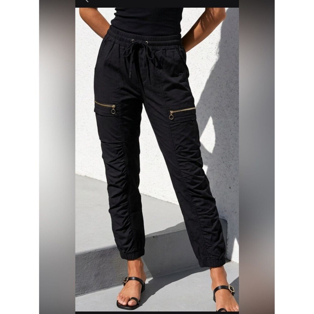 XCVI Milanda Black Cargo Capri Pants | Utility Pants Zip Details NWT Size S